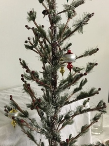 lot 183 image: Christmas Tree with Ornaments