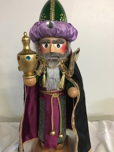 lot 101 image: Steinbach Nutcracker Melchior ( One of the 3 Wisemen in Lots 99 and 100)