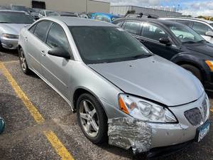 lot 10 image: 2007 Pontiac G6