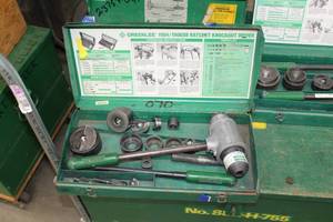 lot 129 image: Greenlee Ratchet Knockout Driver 19041906SB, Metal Case