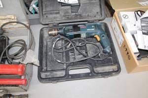 lot 132 image: Bosch Hammerdrill 1194VSR, Case