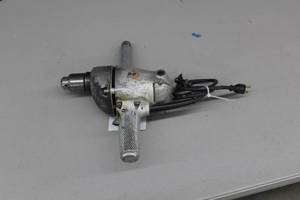 lot 158 image: Black & Decker 12 Heavy Duty MixerDrill 1320