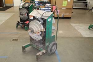 lot 102 image: Greenlee Speed Bender 555SB