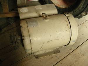 lot 253 image: Baldor Farm Duty Electric Motor