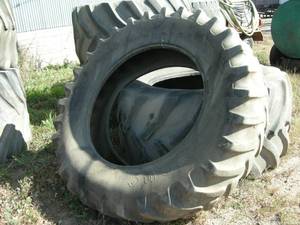 lot 257 image: 1 Used 20.8R42 Big Equipment Tire
