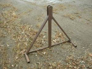 lot 6 image: Misc Hitch