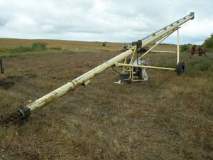 lot 8 image: 6 Auger Unit