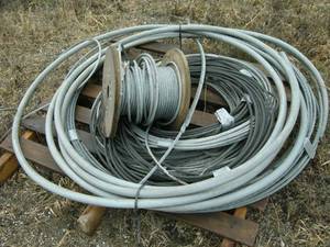 lot 16 image: Misc Cable