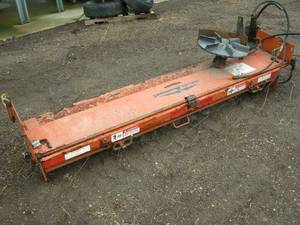 lot 22 image: Swenson Sander Spreader