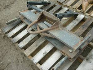 lot 23 image: Semi Trailer Pull Plates