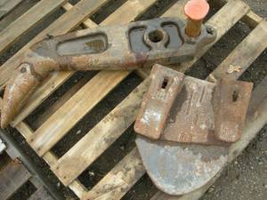 lot 24 image: Misc Digger Parts