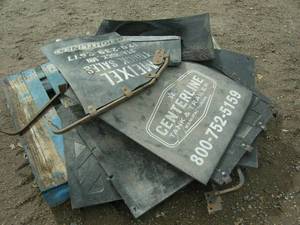 lot 42 image: Misc Mud Flaps