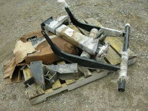 lot 43 image: Misc Plow Bracket Parts