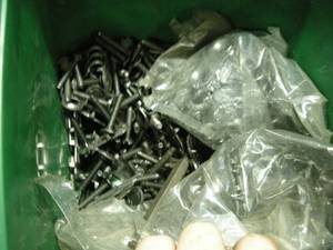 lot 115 image: Flexco Quick-Fit Fasteners