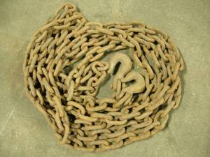 lot 123 image: 20 Log Chain