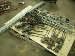 lot 137 image: Harro Drag Springs and Mounting Plates