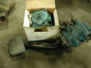 lot 160 image: Truck Brake Pedal, Pumps