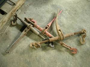 lot 175 image: 3 Ratcheting Load Binders