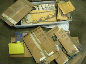 lot 181 image: Group Misc GasketsSets