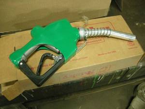 lot 194 image: New Husky Fuel Nozzle