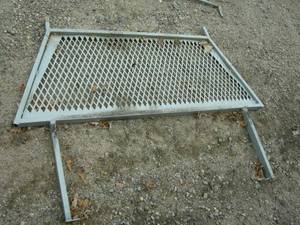 lot 216 image: Headache Rack