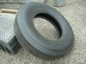 lot 70 image: ReCap Trailer Tire