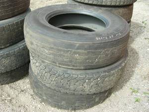 lot 222 image: 3 Used Low TruckTrailer Tires