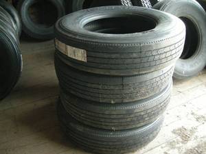 lot 227 image: Set of 4 ReCap TruckTrailer Tires