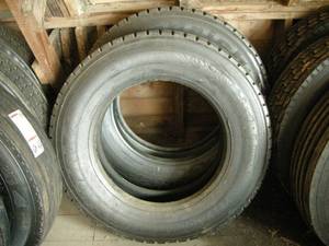 lot 231 image: 2 ReCapped 245 TruckTrailer Tires