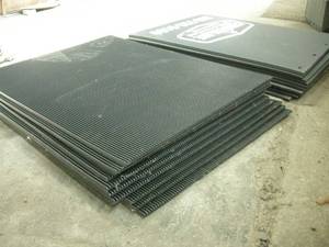 lot 134 image: 20 New Mudflaps