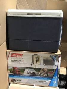 lot 47 image: 40 Qt. Thermoelectric Cooler by Coleman in good condition