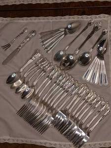 lot 5 image: Sterling Silver Sheffield Flatware Set ( almost everything is confirmed sterling)