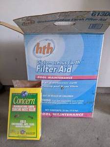 lot 404 image: Pest control products