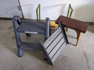 lot 412 image: Lot of benches and stools