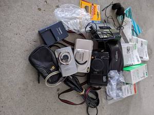 lot 414 image: Misc Vintage Electronics