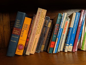 lot 260 image: Shelf of Books