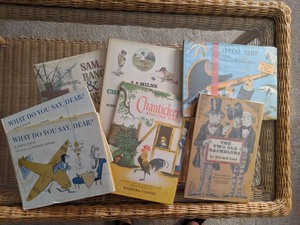 lot 264 image: Vintage Children Books to include Christopher Robin Book of Verse