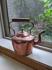 lot 317 image: Vintage Decorative Copper Tea Kettle