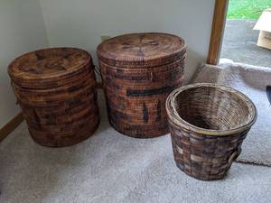 lot 326 image: Intricately woven Wicker baskets