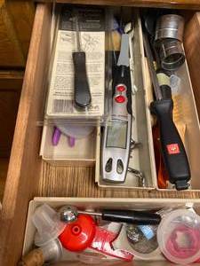 lot 447 image: Contents of Drawer