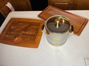 lot 490 image: Ice bucket and Ornate Cutting boards