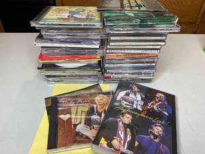 lot 493 image: Vintage Cd Collection