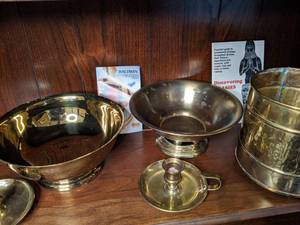 lot 126 image: Brass Megalot