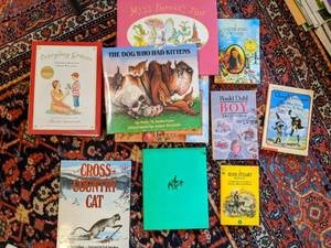 lot 154 image: Bounty of Kids Books