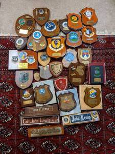 lot 553 image: Lot of Airforce related awards