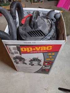 lot 535 image: Old School Metal Shop vac
