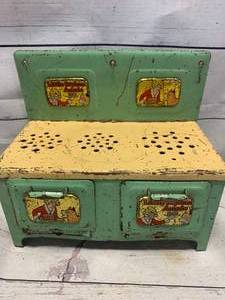 Marx Little Orphan Annie & Sandy 1930s Metal Stove