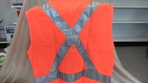 10 Orange reflective safety vests small ( NEW )