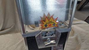 Coin operated vending machine