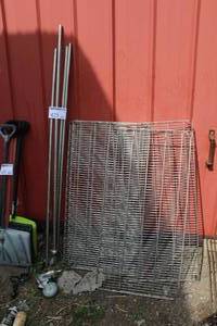 lot 425 image: Wire Shelving, Poles(4), Wheels(3)